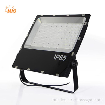 Factory Hot Selling Aluminum Black Flood Light 10W-200W for Buildings